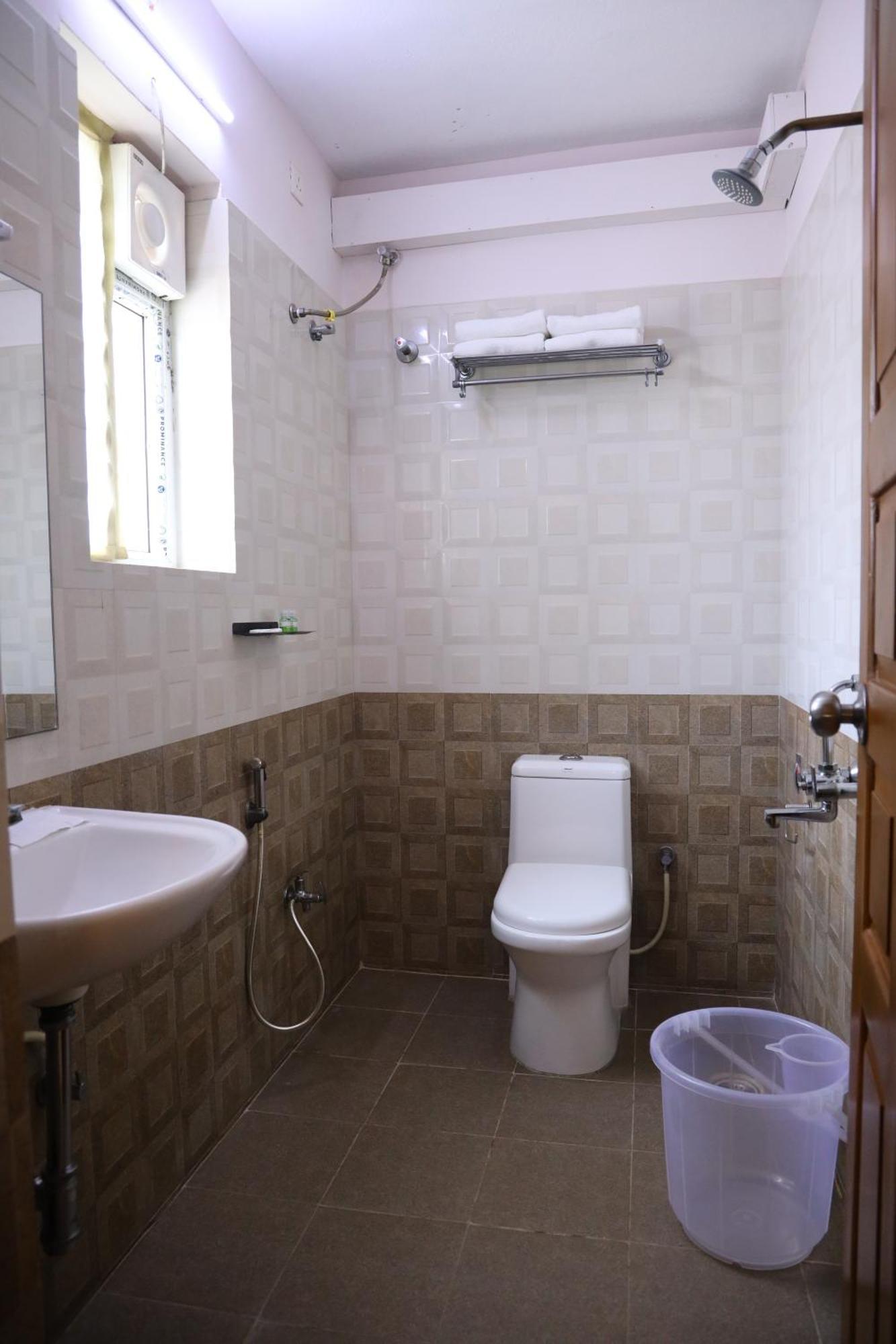 Kfour Apartment & Hotels Private Limited Madurai Exteriör bild