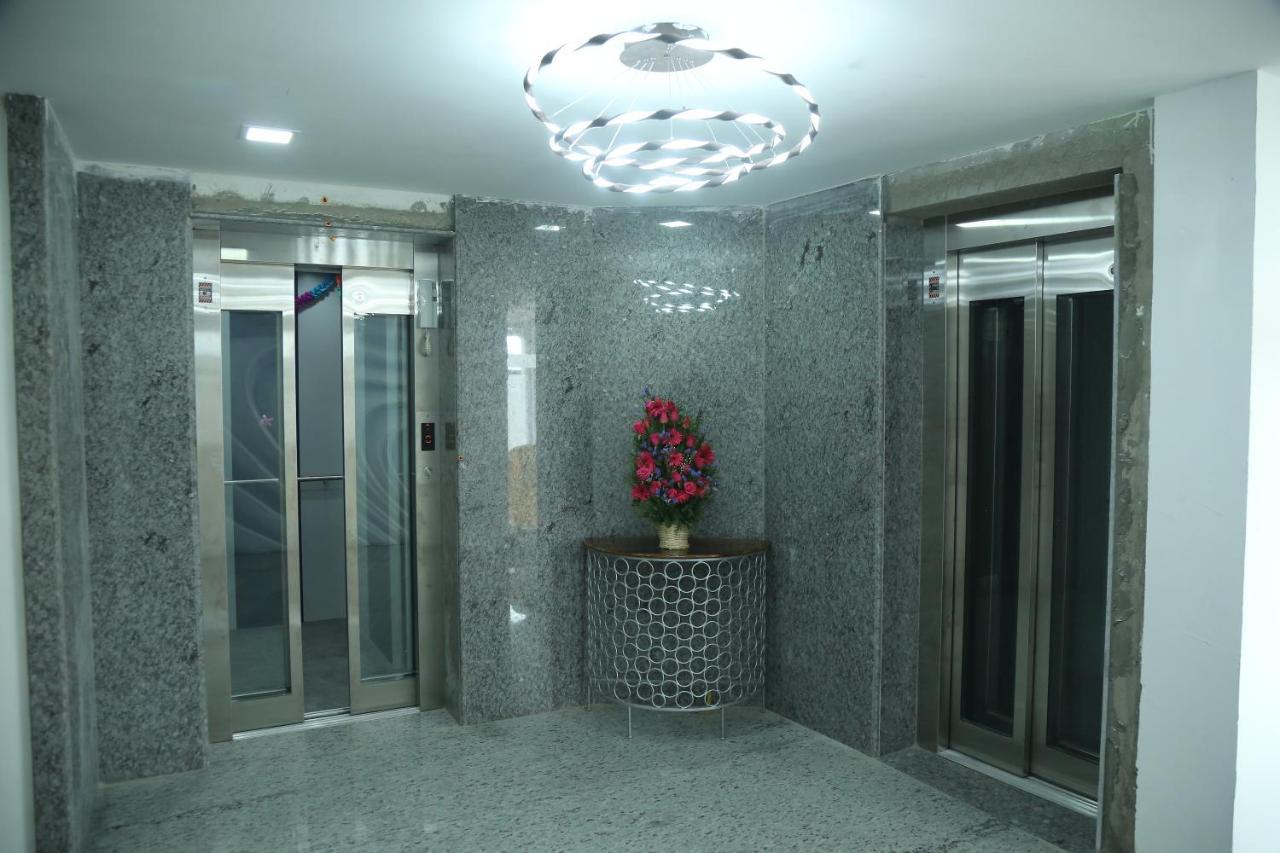 Kfour Apartment & Hotels Private Limited Madurai Exteriör bild