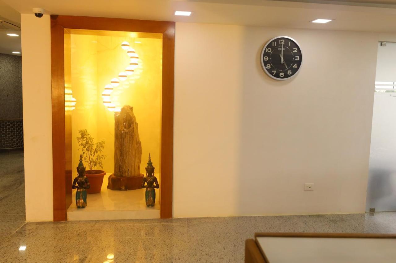 Kfour Apartment & Hotels Private Limited Madurai Exteriör bild